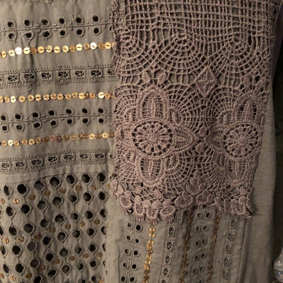 Pretty BOHO Style Tunic Top - Picture 2 of 8